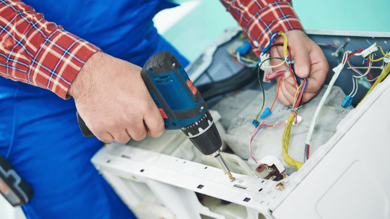 Gaziosmanpaşa Mitsubishi Mitsubishi çamaşır makinesi kart tamiri – Su almama arızası orijinal parça ile giderildi. - Teknik servis örneği